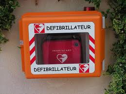 Defibrillator.jpeg (10237 Byte)